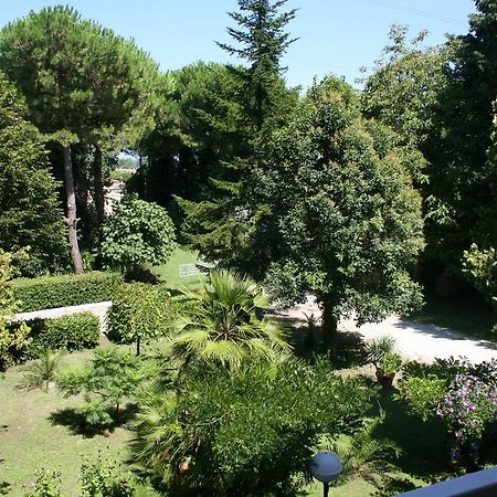 Albergo Da Siro Misano Adriatico Dış mekan fotoğraf
