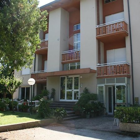 Albergo Da Siro Misano Adriatico Dış mekan fotoğraf